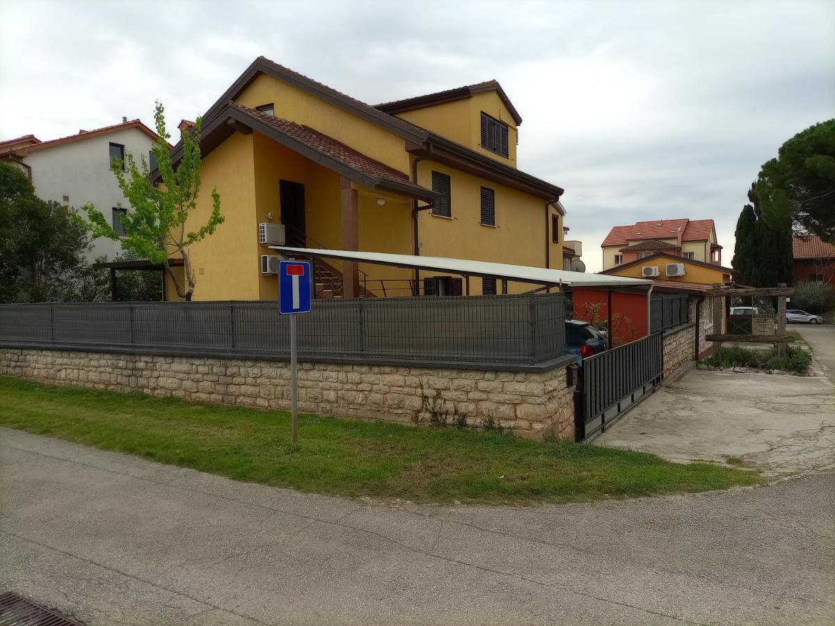 Apartments Ingrid Novigrad Istria Exterior foto